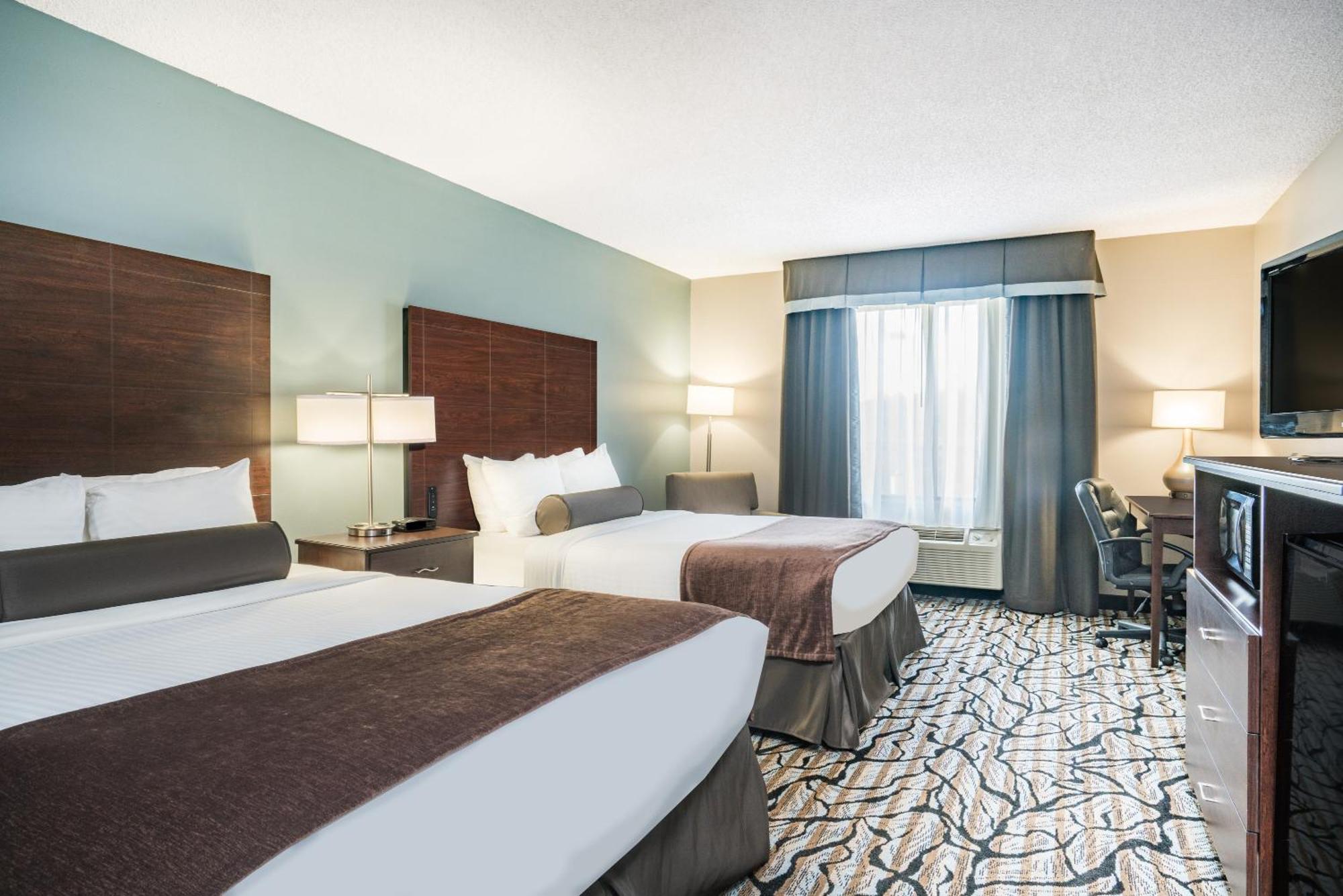 Days Inn & Suites By Wyndham Wausau Εξωτερικό φωτογραφία